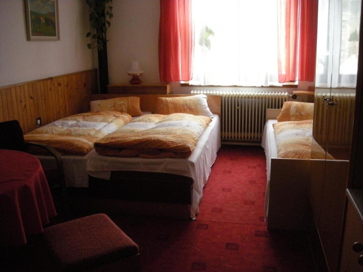 Penzion Nevcehle Urbanov Ruang foto